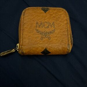 MCM vintage small coin purse.